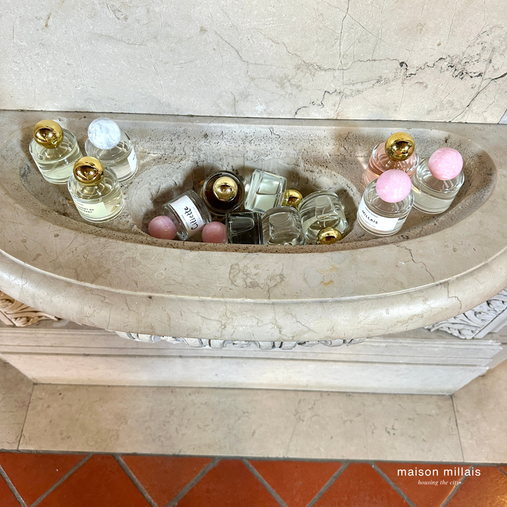 funny little things whispered at very important dinner parties